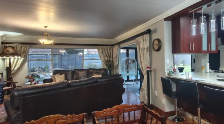 3 Bedroom Property for Sale in Sasolburg Ext 11 Free State